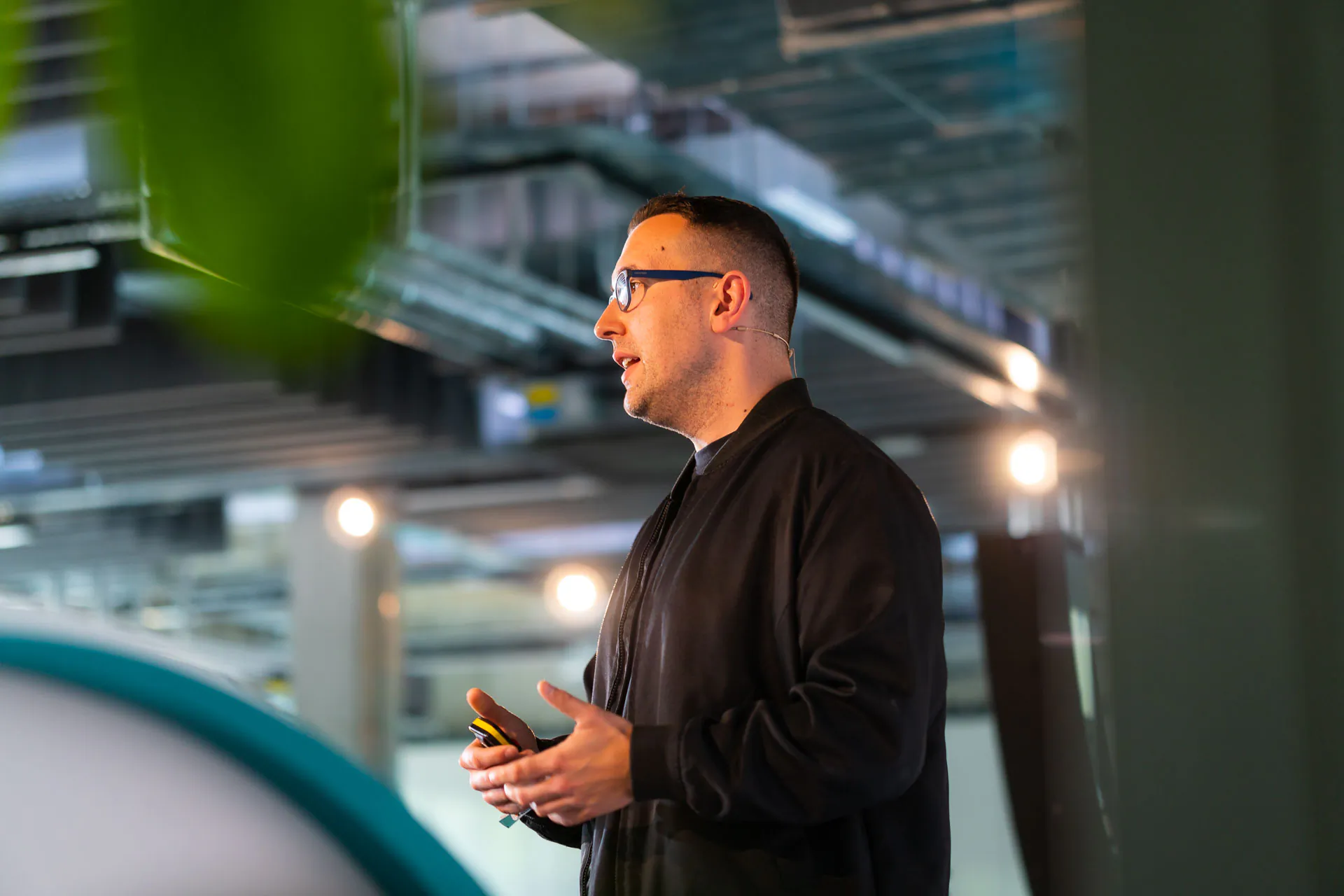 Speaker während einer Keynote beim herMoney Festival
