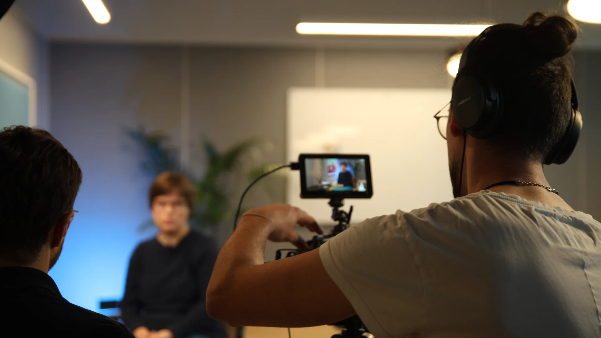 Toni Hofmann bei Dreharbeiten für eine Videoproduktion
