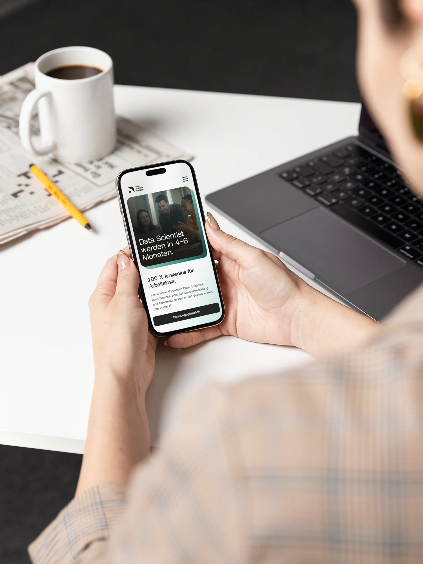 Entwurf einer mobilen Unterseite für das Data Science Institute